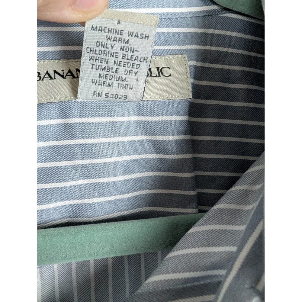 Banana‎ Republic Mens XL Striped Button Up Shirt